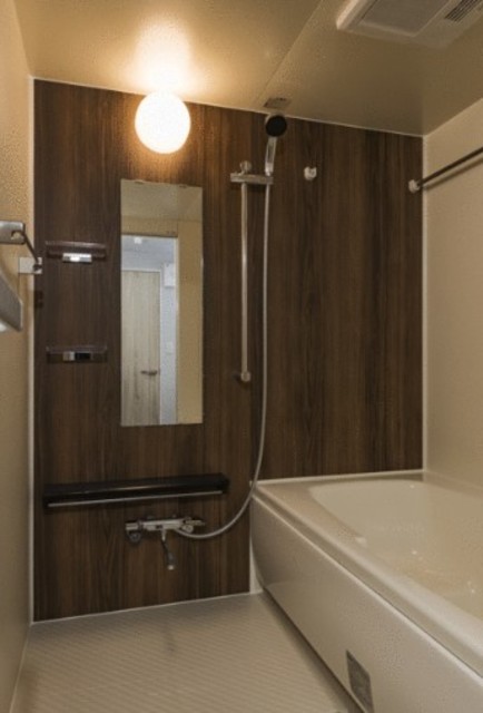 バス・シャワールーム