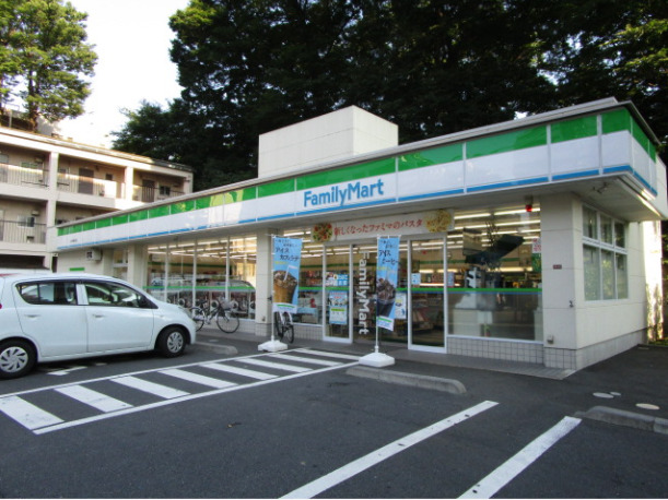 コンビニ　ファミリーマート 上荻青梅街道店（コンビニ）まで3831m