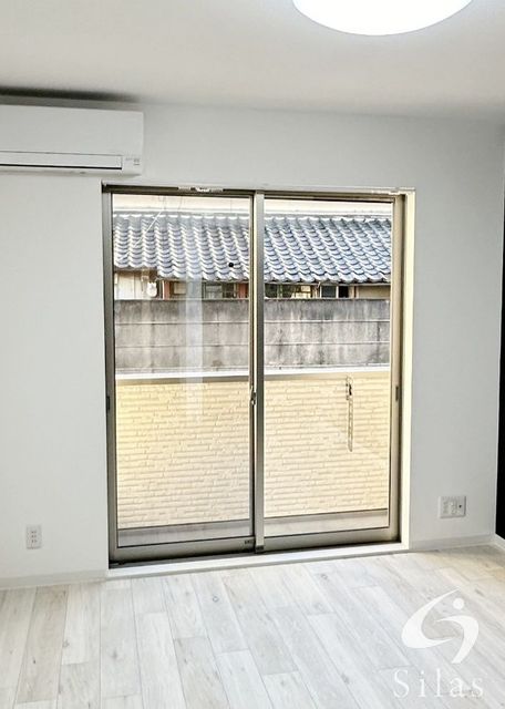 居室・リビング　同仕様