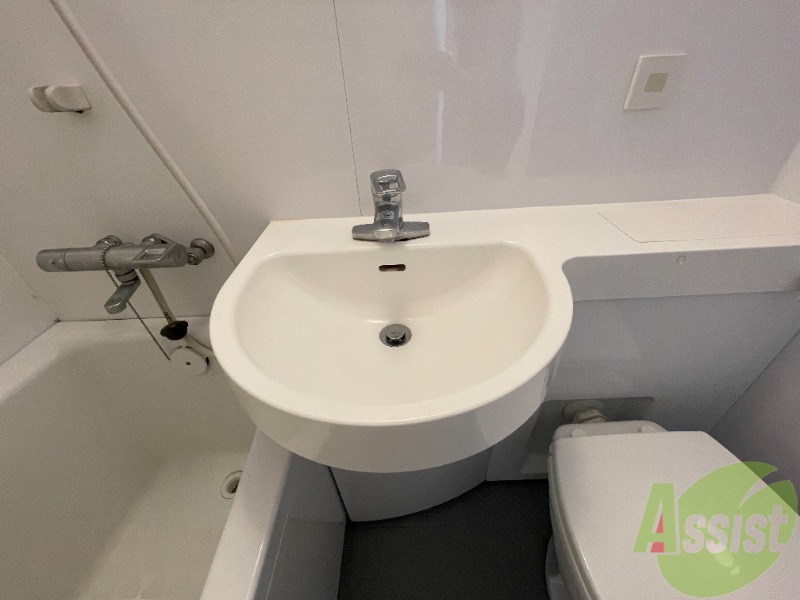 洗面設備　歯磨きもしっかり出来ますね、嬉しいです。