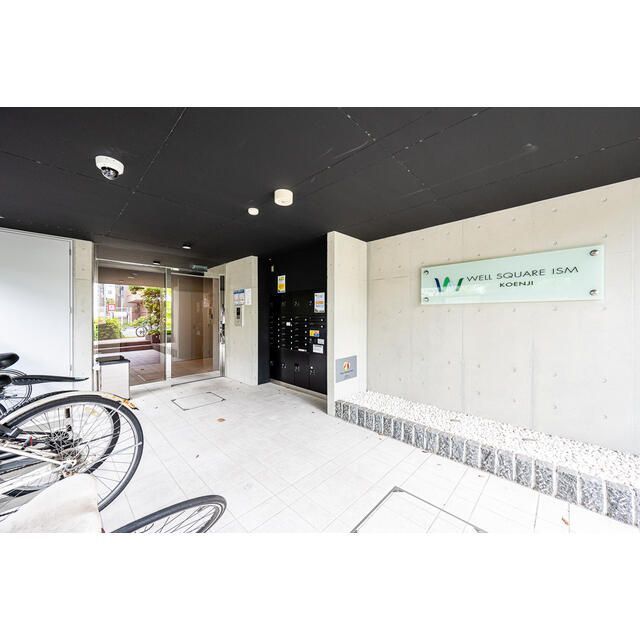 エントランス　毎日通るエントランスはこのようになっています