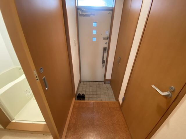 玄関　ゆったりとした玄関です