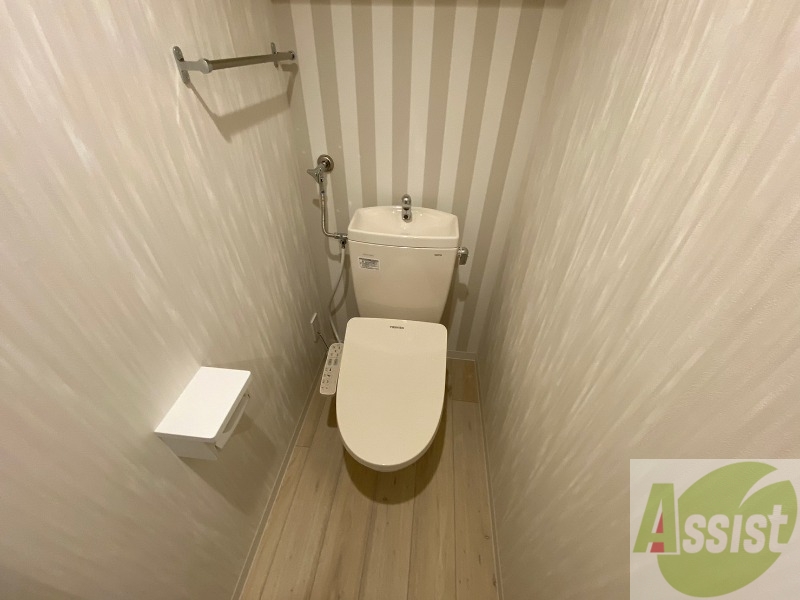 トイレ　ウォシュレット機能がついたトイレ。安心して使用できますね。