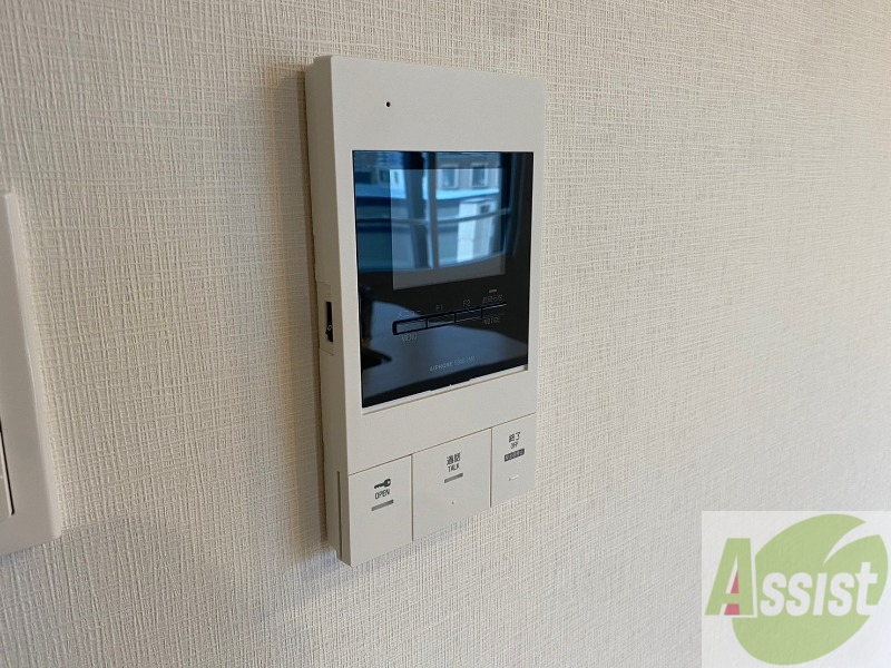 セキュリティ　インターホンは通話ができるので急な訪問があっても安心です。