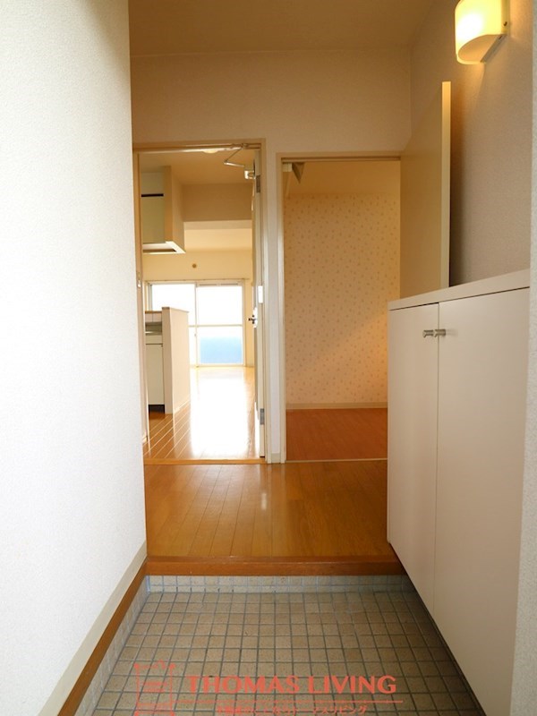 玄関　※別室参考画像