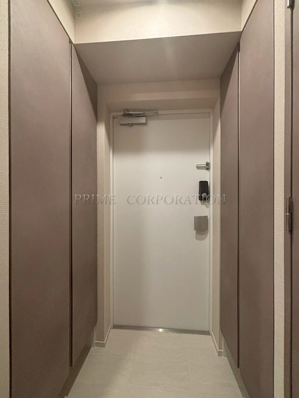 玄関　※参考写真※