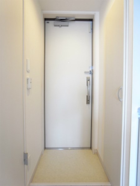 玄関　同施工会社他物件