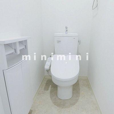 トイレ　※写真は別号室のものですので現状優先とさせていただきます