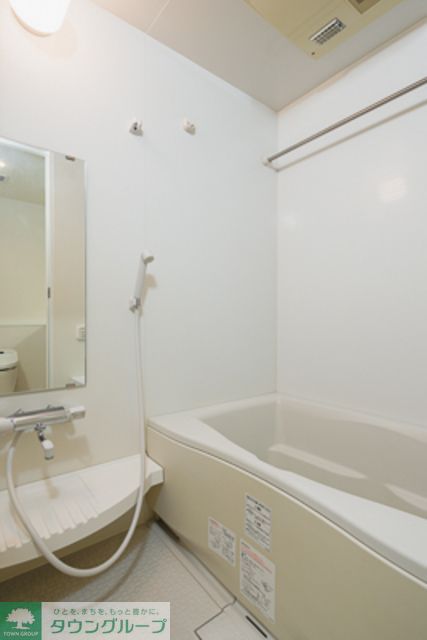 バス・シャワールーム　※写真は同タイプ住戸です。