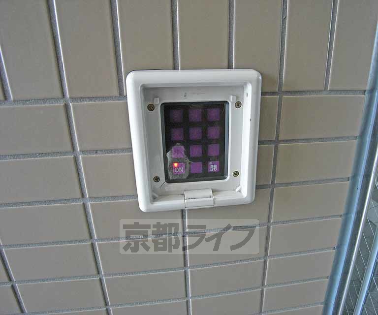 セキュリティ　プライバシーを守ります。