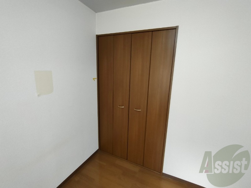 収納　洋室にはクローゼットがあるのですっきり片付きそうです。