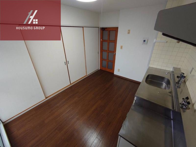 居室・リビング　ゆったり過ごせる居間です