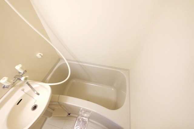 バス・シャワールーム　一日の疲れをしっかり癒してくださいね。