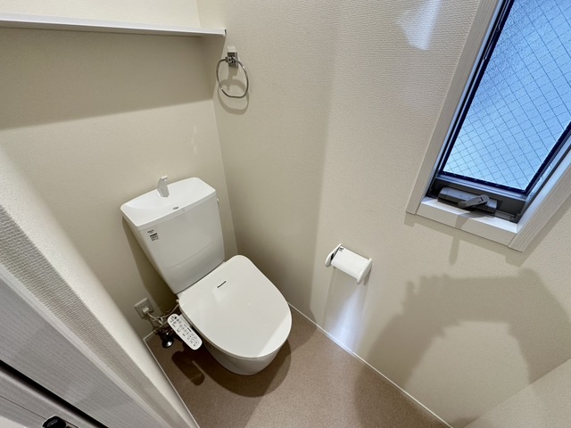 トイレ　★同施工別建物の参考写真です★