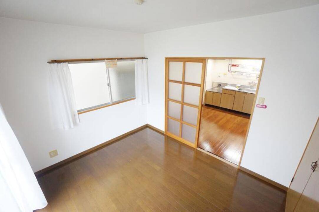 居室・リビング　リビング