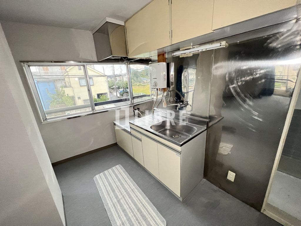 キッチン　バルコニー