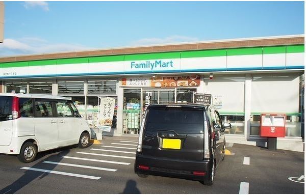 コンビニ　ファミリーマート浜乃木六丁目店（コンビニ）まで1100m