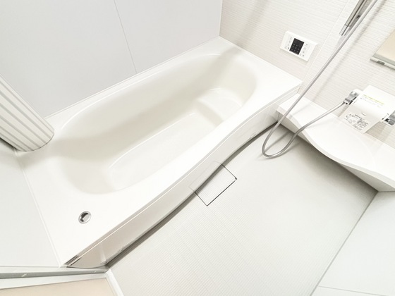 バス・シャワールーム　一坪風呂