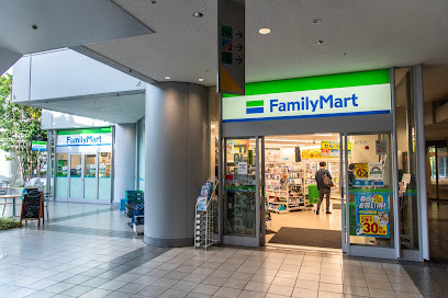 コンビニ　ファミリーマートシーバンスア・モール店（コンビニ）まで195m