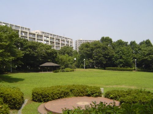 公園　館近隣公園（公園）まで651m