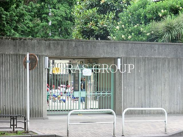 幼稚園・保育園　世尊院幼稚園（幼稚園・保育園）まで105m