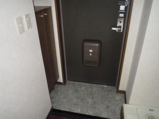 玄関　玄関（イメージ）