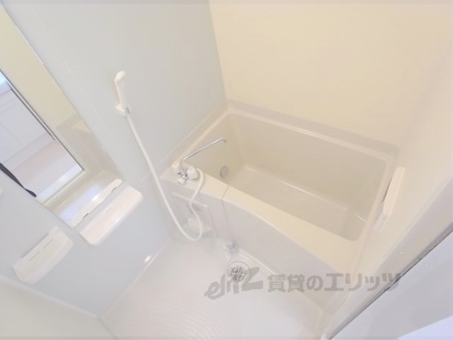 バス・シャワールーム　お風呂もきれいです。