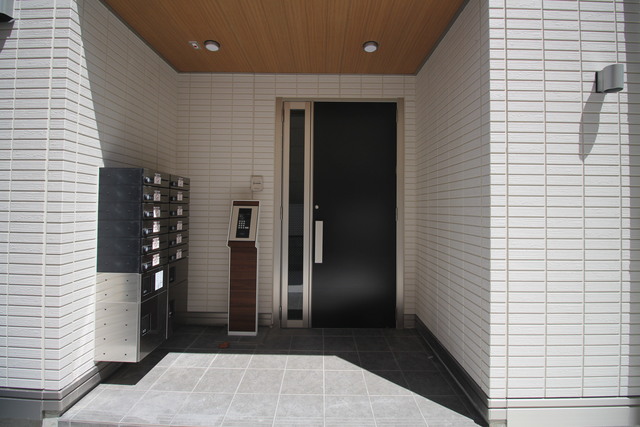 エントランス　エントランス