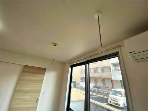 その他設備　室内物干し