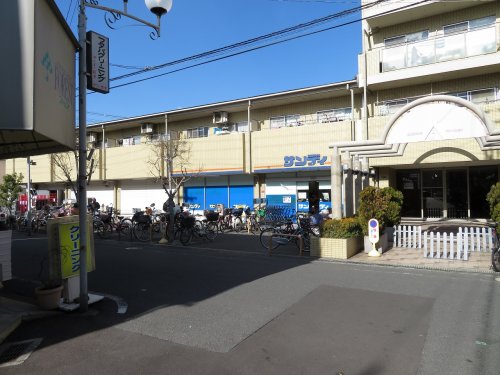 スーパー　サンディ小若江店（スーパー）まで181m