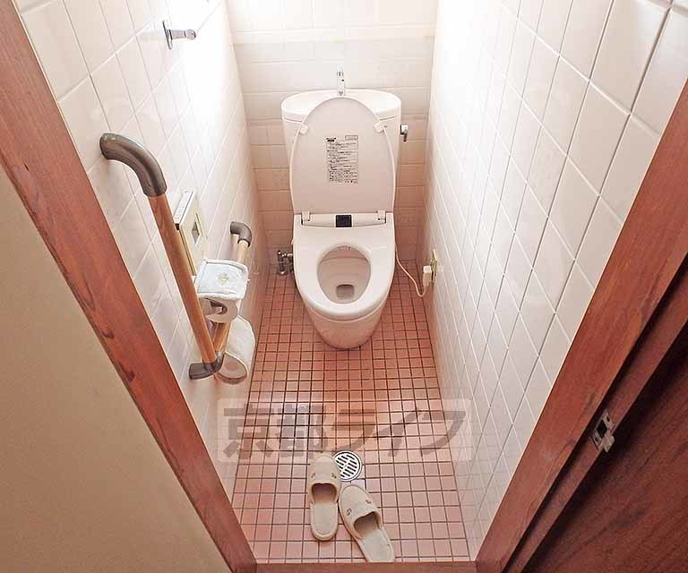 トイレ　トイレです。