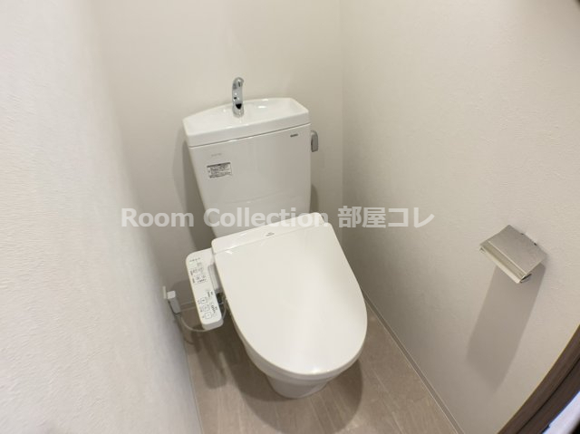 トイレ　※同物件他部屋写真 反転、色違いの場合有 現況優先