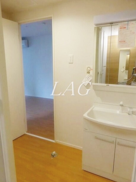 洗面設備　洗面台です。