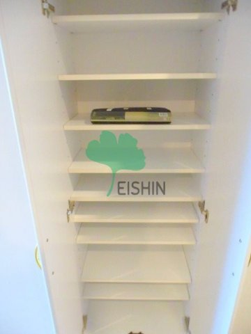 玄関　下駄箱もしっかりついてます！