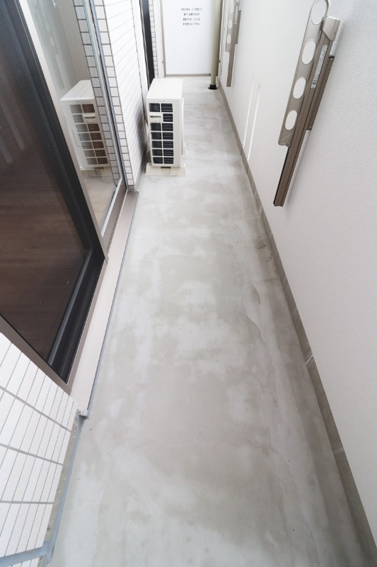 バルコニー　図面と現状に相違がある場合には現状を優先