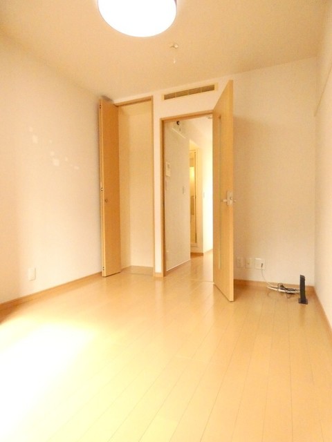 居室・リビング　きれいなお部屋