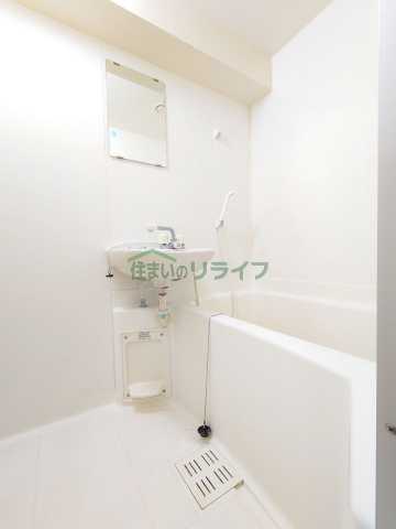 バス・シャワールーム　別室参考画像です