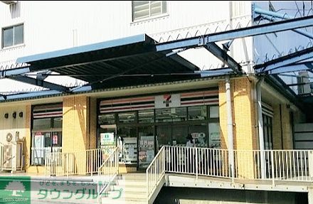 コンビニ　セブンイレブン江東辰巳3丁目店（コンビニ）まで730m