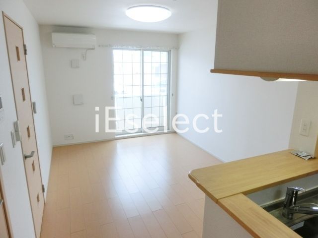 居室・リビング　明るいお部屋は気分も明るくなります！