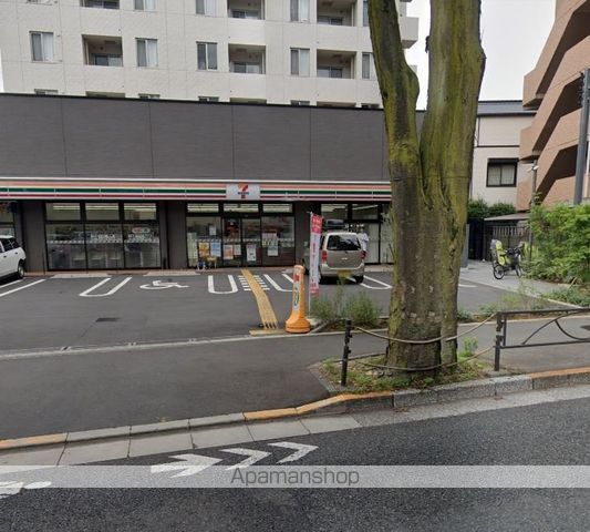 コンビニ　セブンイレブン（コンビニ）まで229m