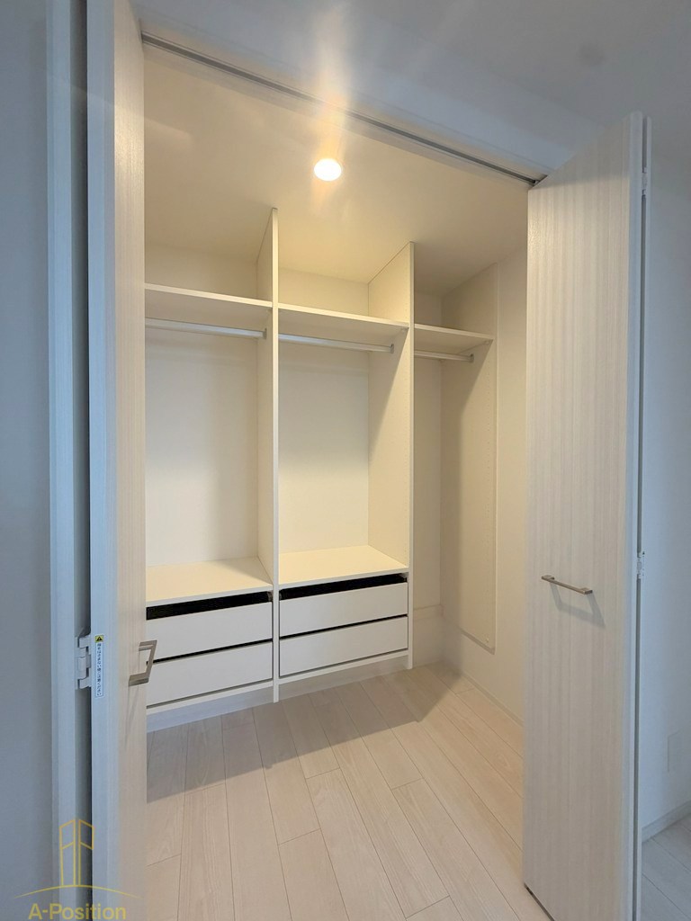 収納　スプランディット梅田WEST