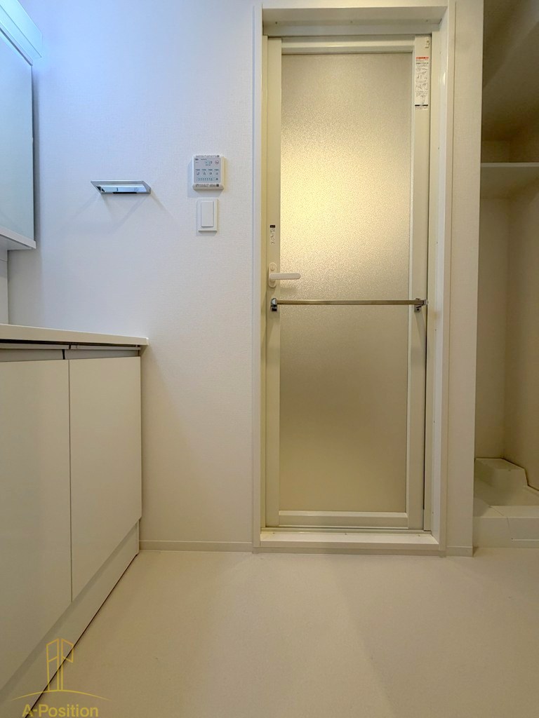 洗面設備　スプランディット梅田WEST