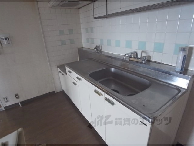 キッチン　エアコン