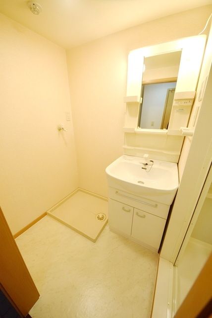 洗面設備　★洗面脱衣所があると朝はかどります★