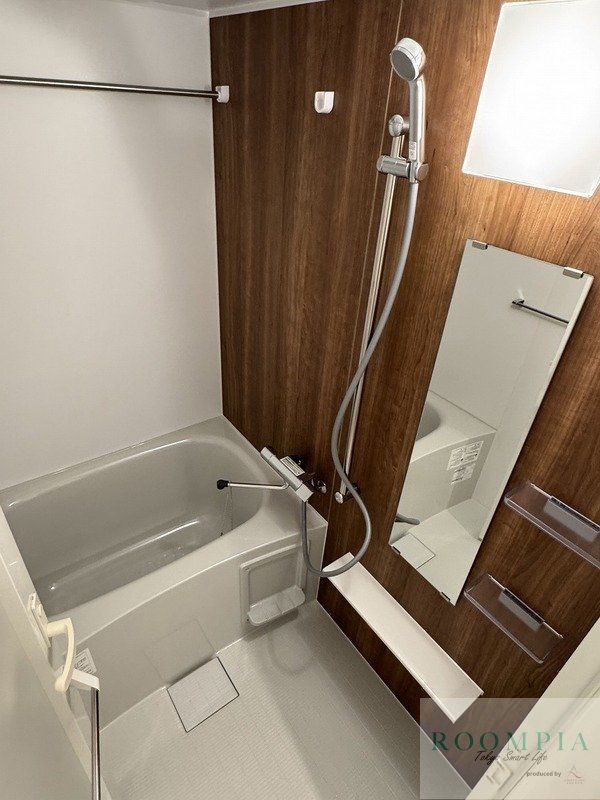 バス・シャワールーム　バス