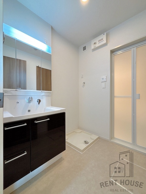 洗面設備　同仕様写真