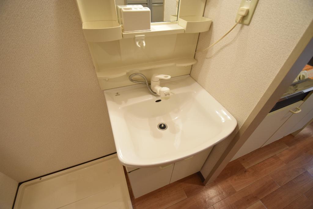 洗面設備　洗髪洗面化粧台