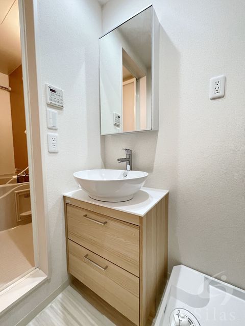 洗面設備　同仕様