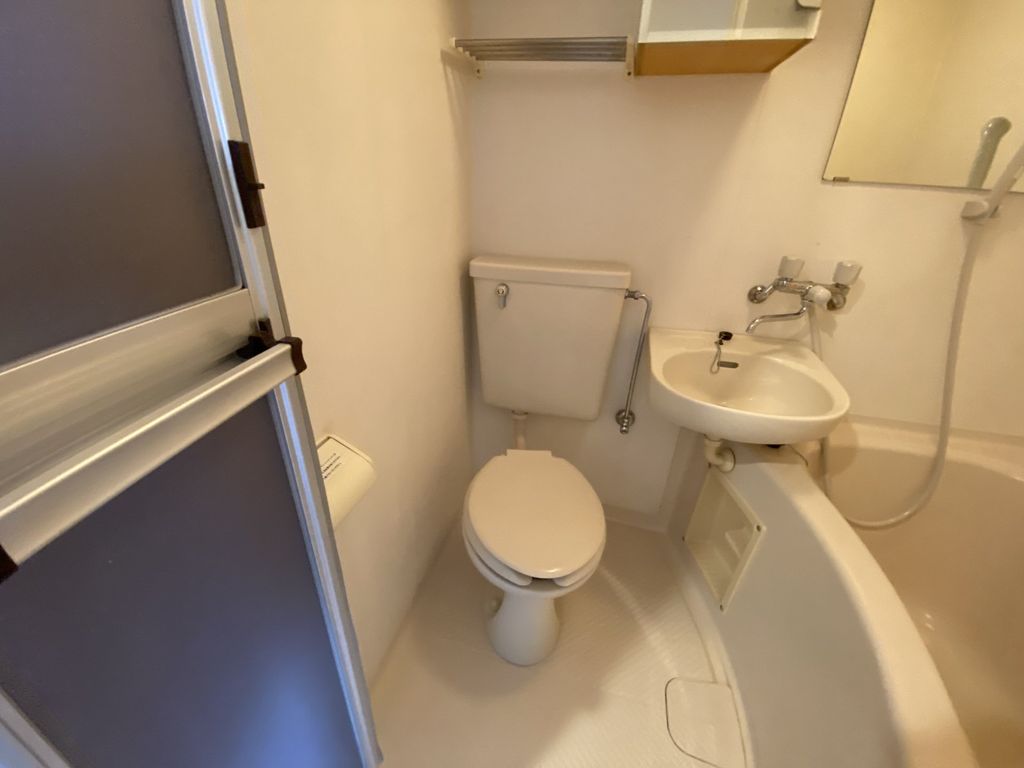 トイレ　トイレ