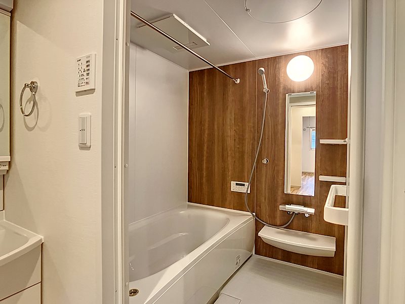 バス・シャワールーム　同建物、同間取り画像引用